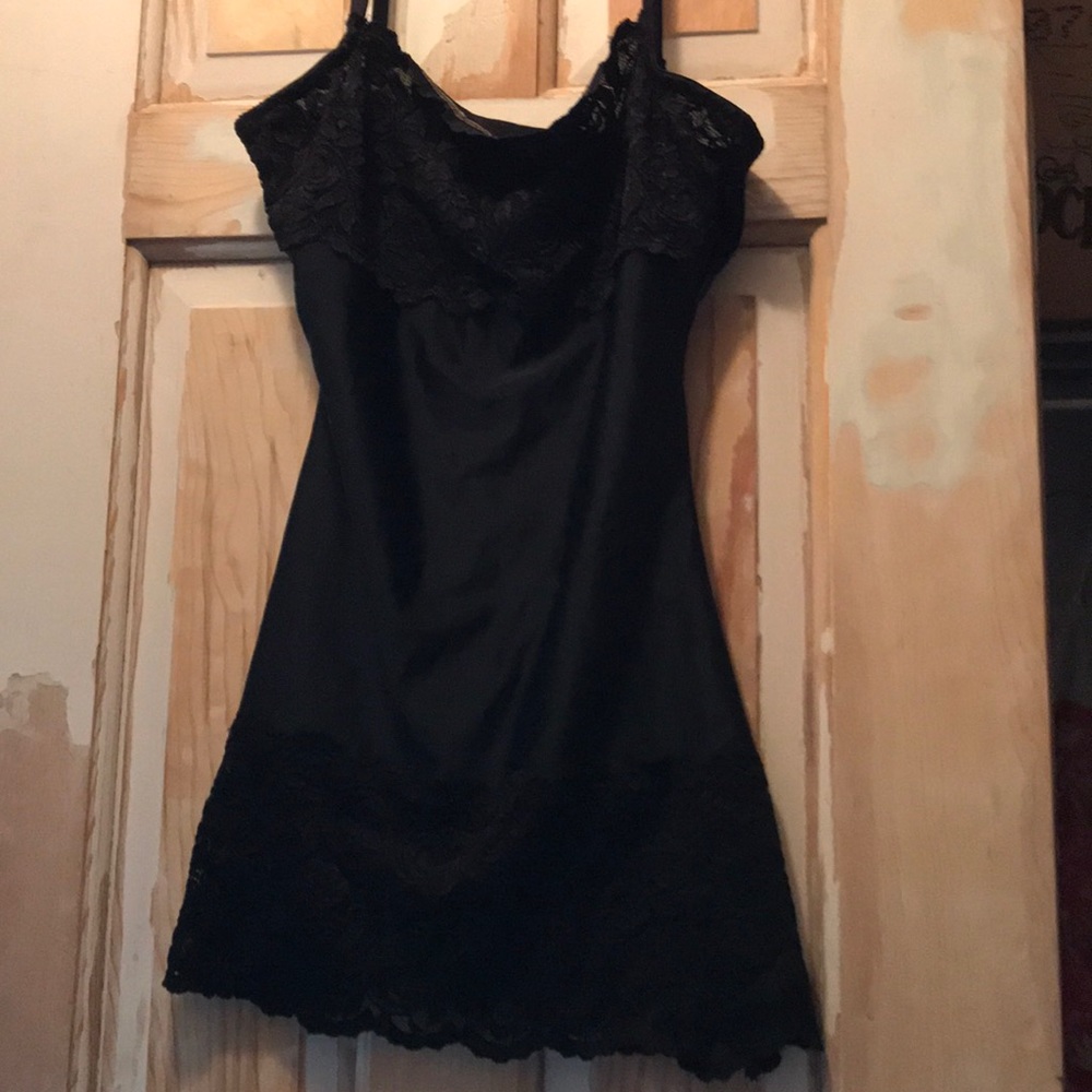 Women’s gown/slip